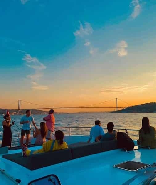 Boğazda Gün Batımı Gezisi 2026